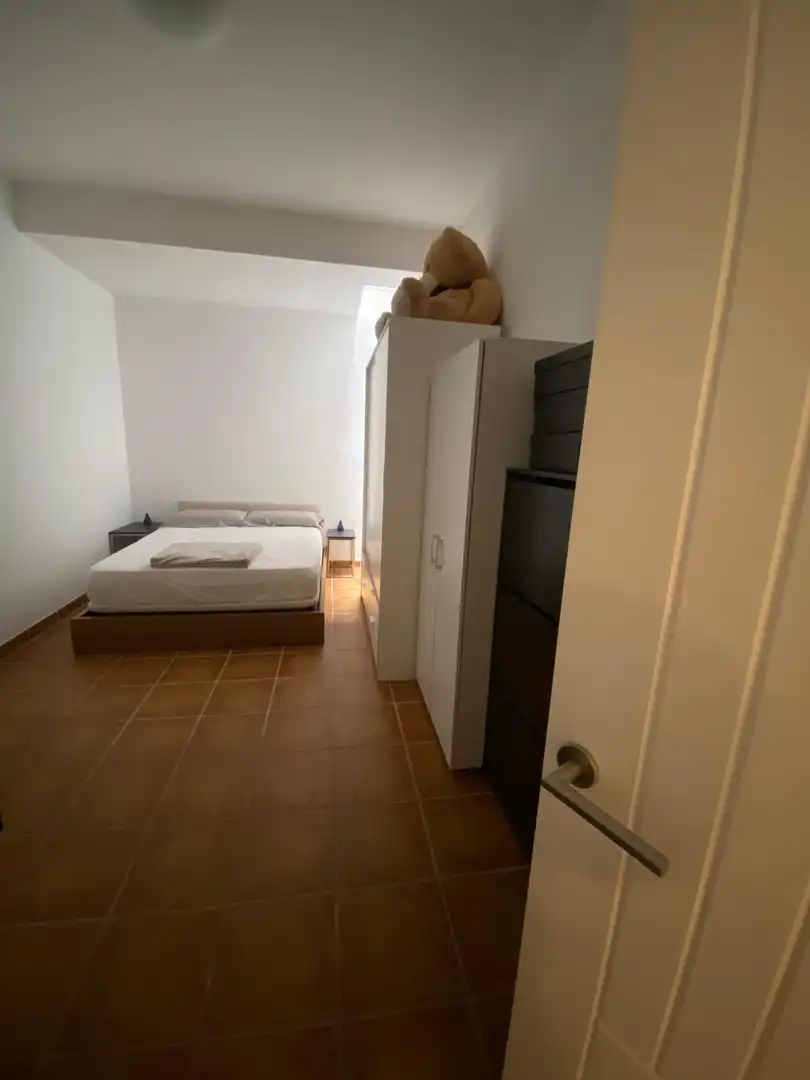Habitación de Planta baja en venta en Estepona con Aire acondicionado, Terraza y Piscina