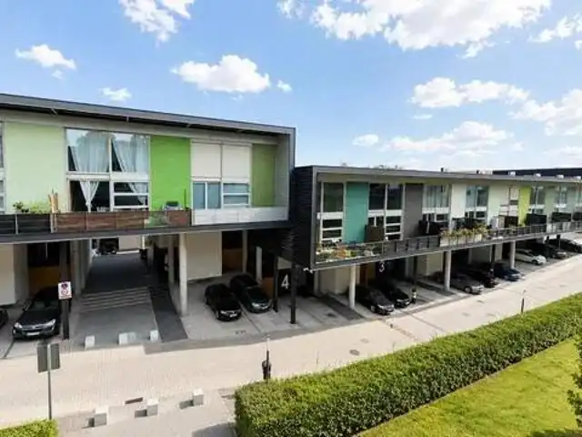 Vista exterior de Dúplex en venta en Camarma de Esteruelas, Madrid