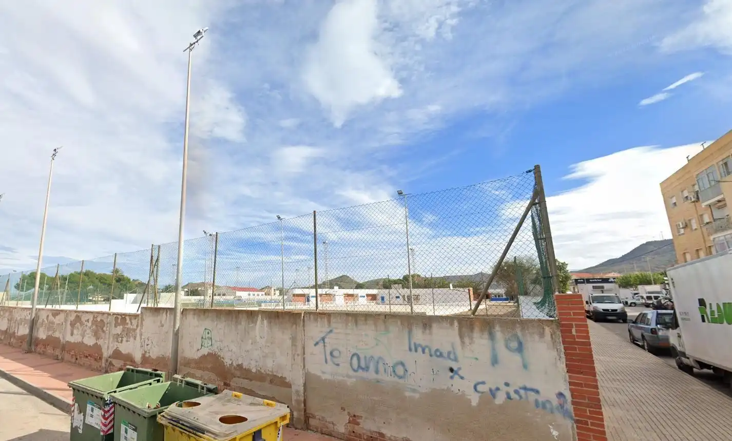 Piso en venta en La Unión con Balcón