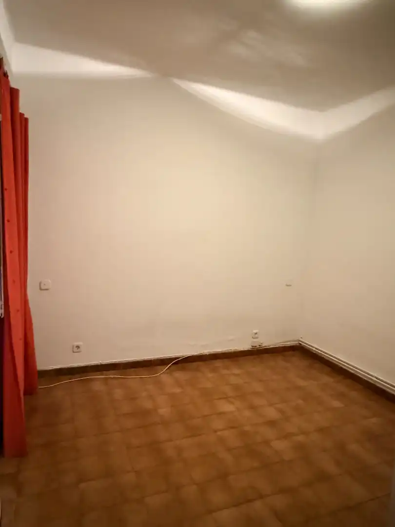 Dormitori de Pis en venda en Barcelona amb Calefacció i Parquet