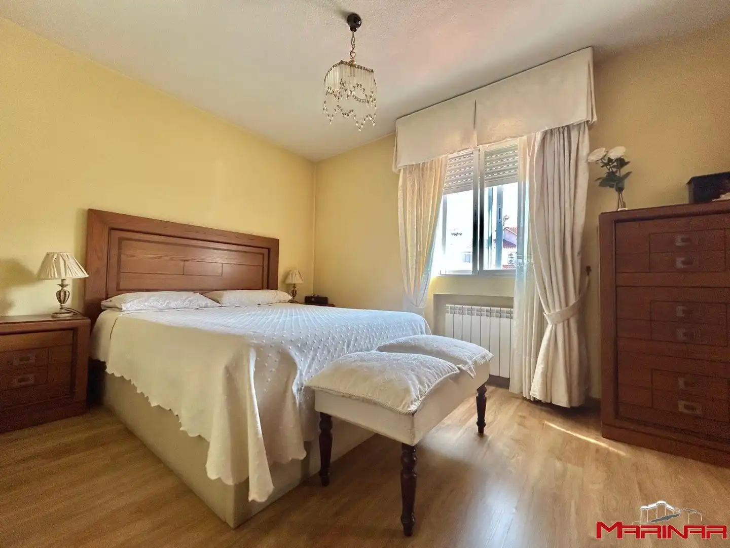 Habitación de Casa adosada en venta en Seseña con Aire acondicionado, Calefacción y Jardín privado