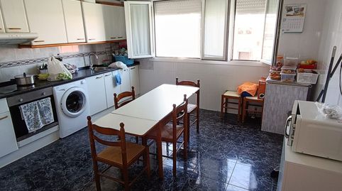 Foto 2 de Piso en venta en Valle de Trápaga-Trapagaran, Bizkaia