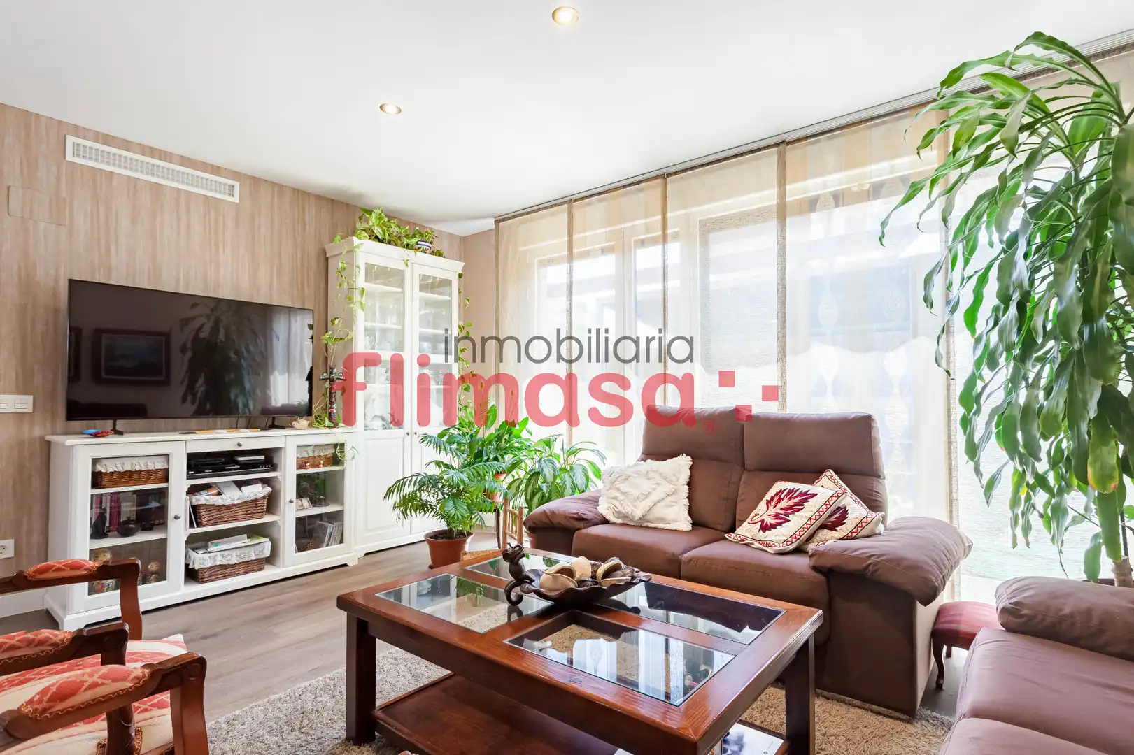 Living room of Detached homes for sale in Villaviciosa de Odón  with Air Conditioner, Heating and Private garden