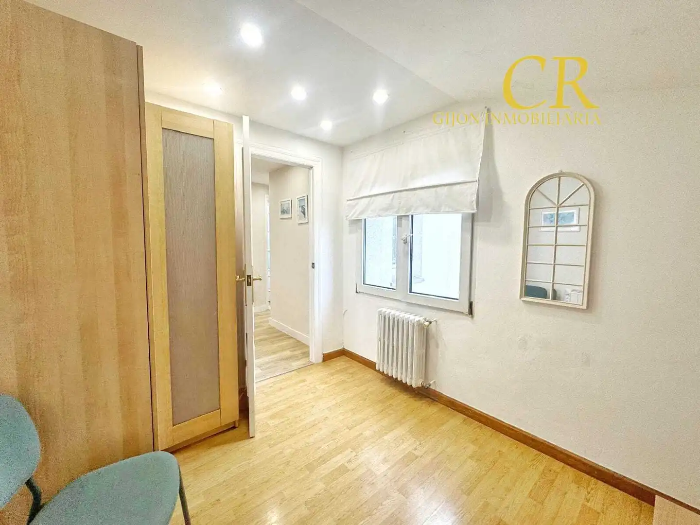 Habitación de Ático en venta en Gijón  con Calefacción, Amueblado y Horno
