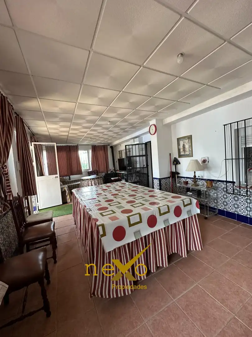 Chalet con piscina en venta en Carmona, imagen 11