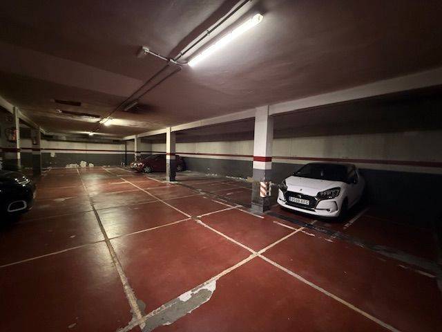 Garaje en Venta en Carrer de la Riera Blanca, 46 en Collblanc