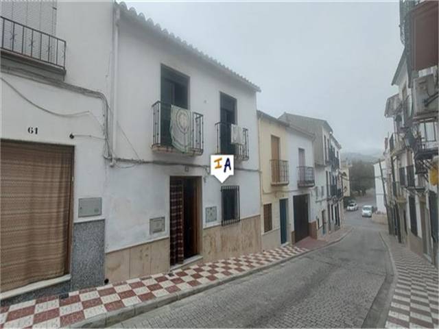 Casa adosada en Venta en Luque