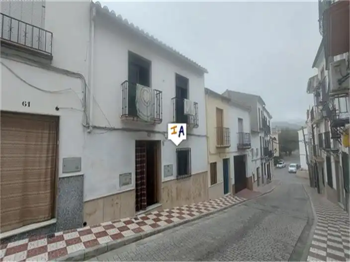 Adossat en venda a Luque