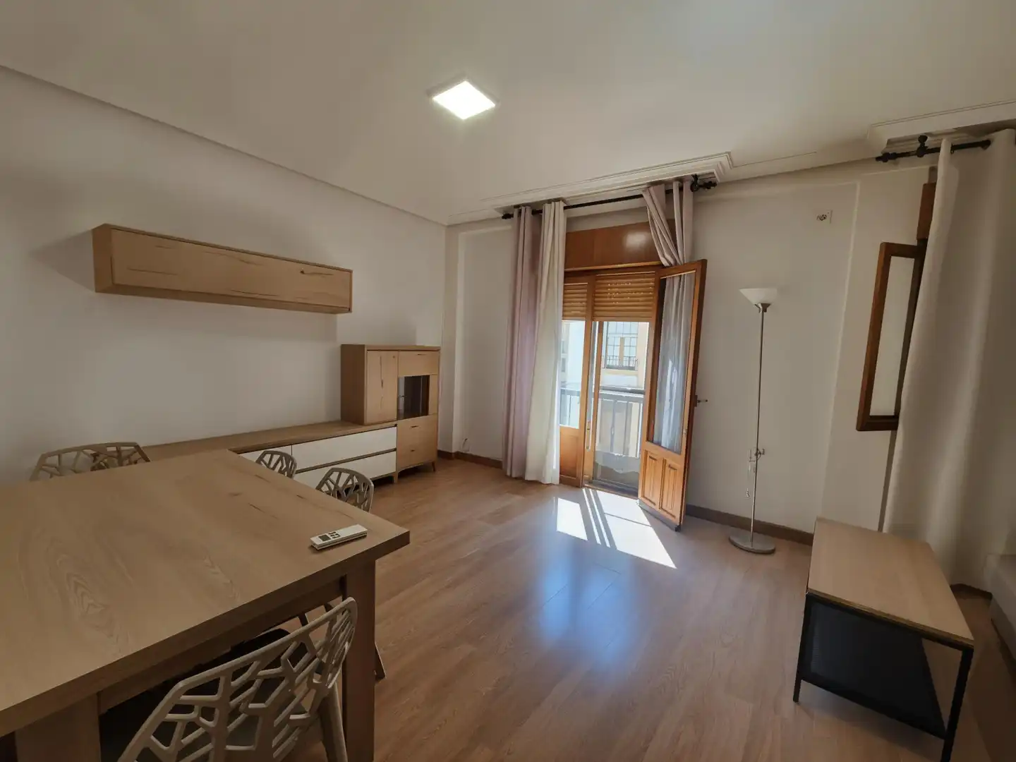 Flat for rent in Calle Calle Chantre,, Centro Ciudad