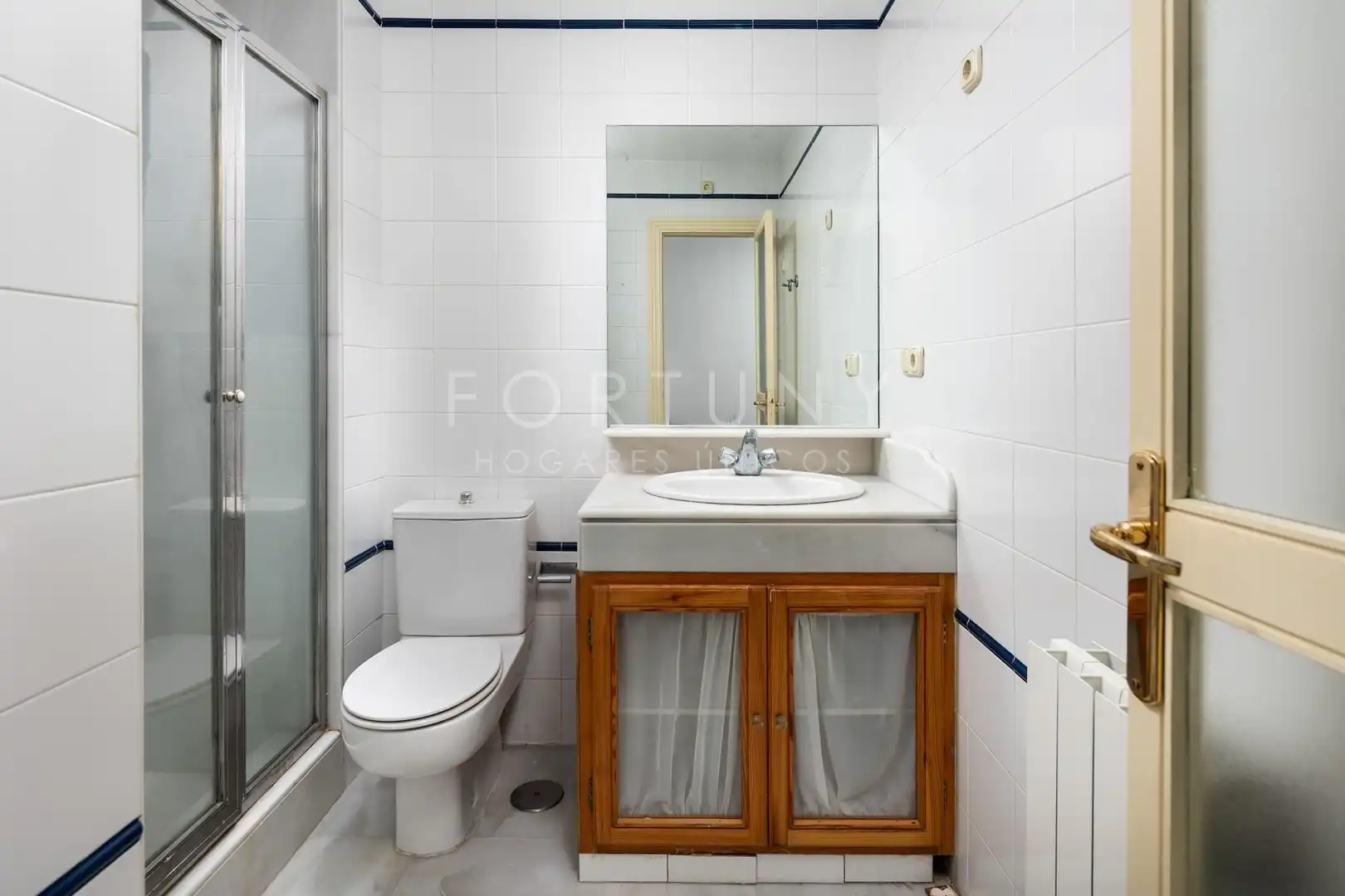 Bathroom of Flat for sale in Málaga  with Air Conditioner, Terrace and Storage room