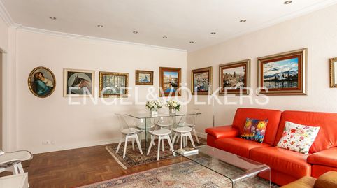 Foto 2 de Piso en venta en Las Arenas, Getxo