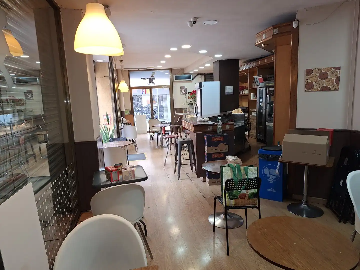 Business premises for transfer in Sants - Montjuïc, imagen 19
