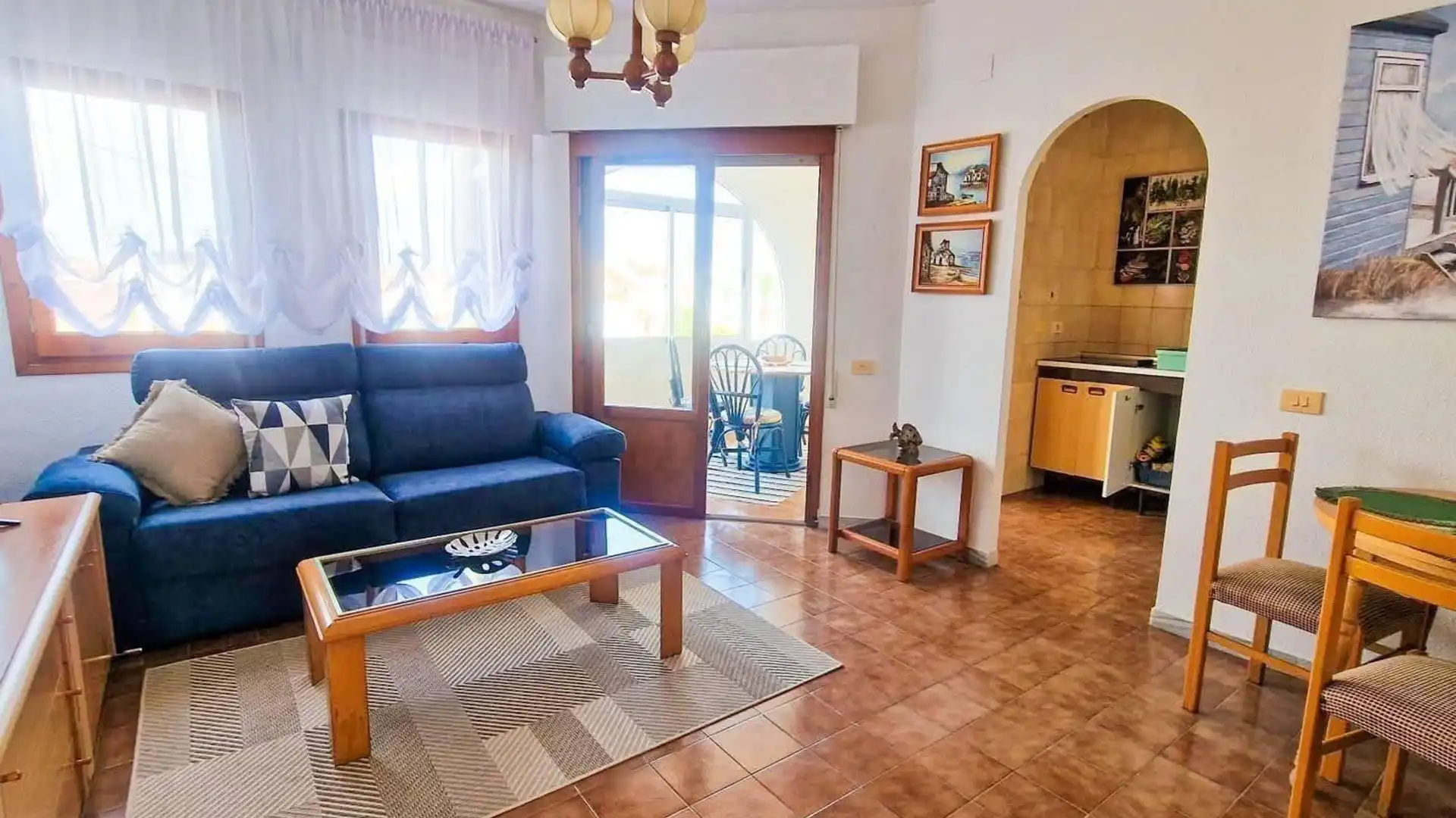 Sala d'estar de Apartament en venda en Torrevieja amb Piscina comunitària