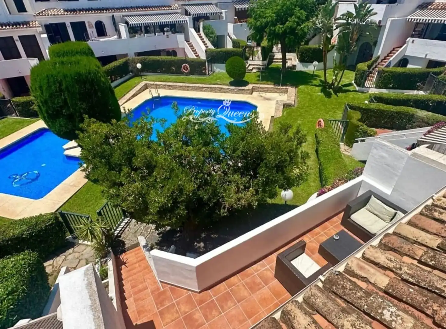 Jardí de Casa adosada de lloguer en Estepona amb Aire condicionat, Terrassa i Piscina