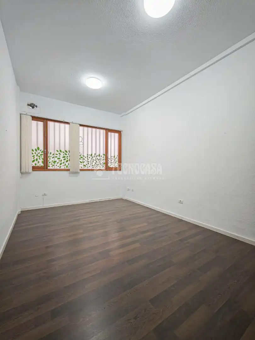 Bedroom of Commercial properties for sale in Arona  with Furnished