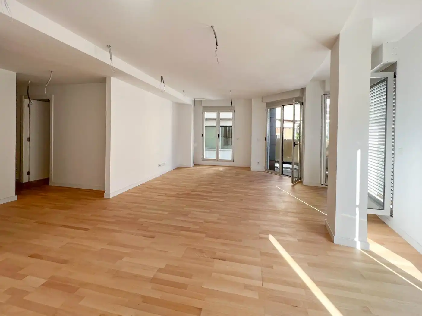 Sala d'estar de Àtic de lloguer en Elche / Elx amb Aire condicionat, Parquet i Terrassa