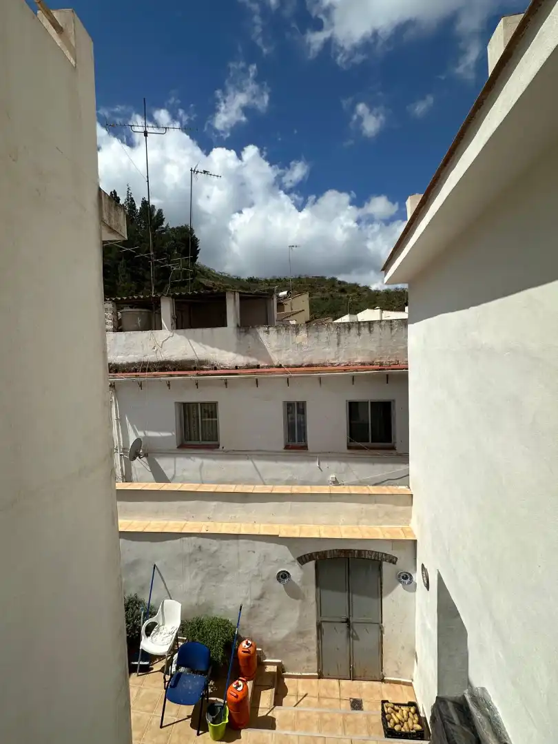 Vista exterior de Casa o chalet en venta en Benamocarra con Terraza y Amueblado