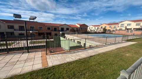 Foto 2 de Casa adosada de lloguer a Calle de Castilla y León, Hervencias Altas - El Pinar, Ávila Capital