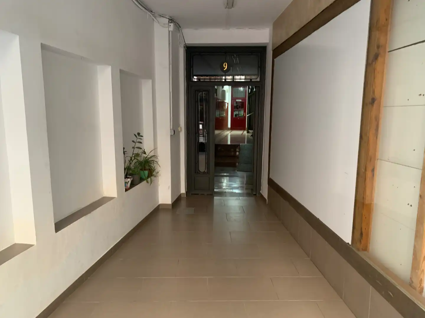 Study for rent in Madrid  with Air Conditioner, Heating and Furnished