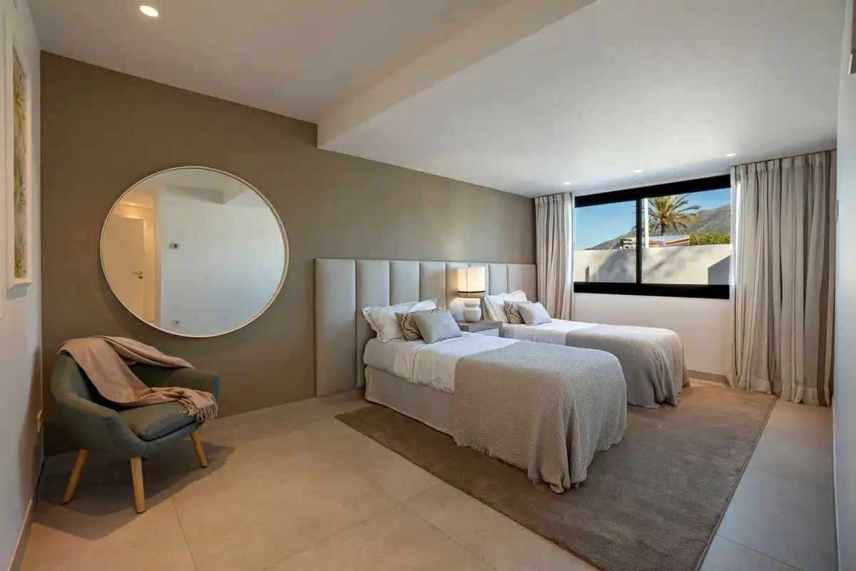 Villa mit Terrasse zum Verkauf in Nueva Andalucía, imagen 18