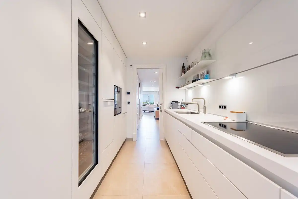 Kitchen of Flat for sale in Estepona  with Air Conditioner, Terrace and Storage room