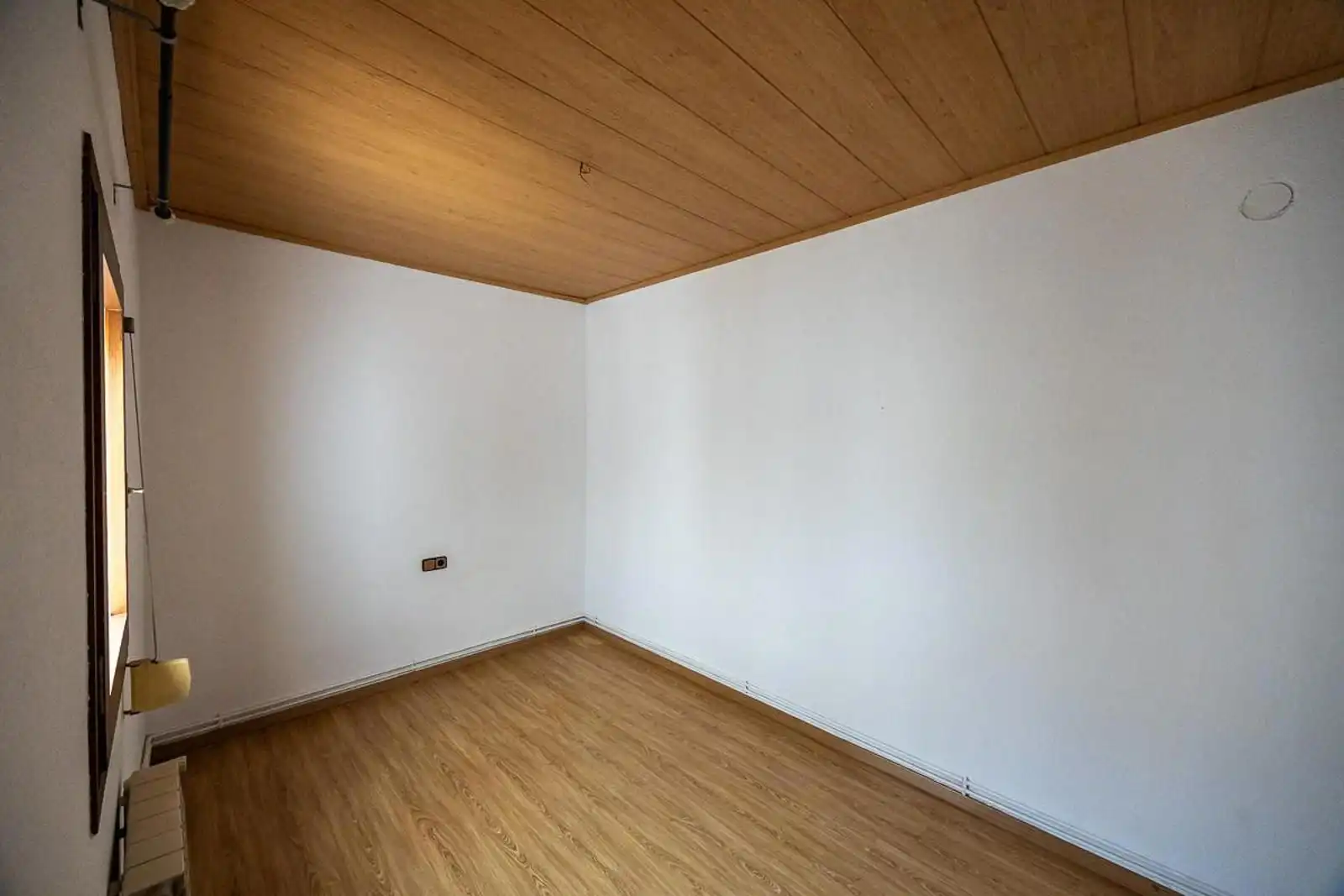 Ático en venta en Sabadell con Calefacción, Terraza y Balcón