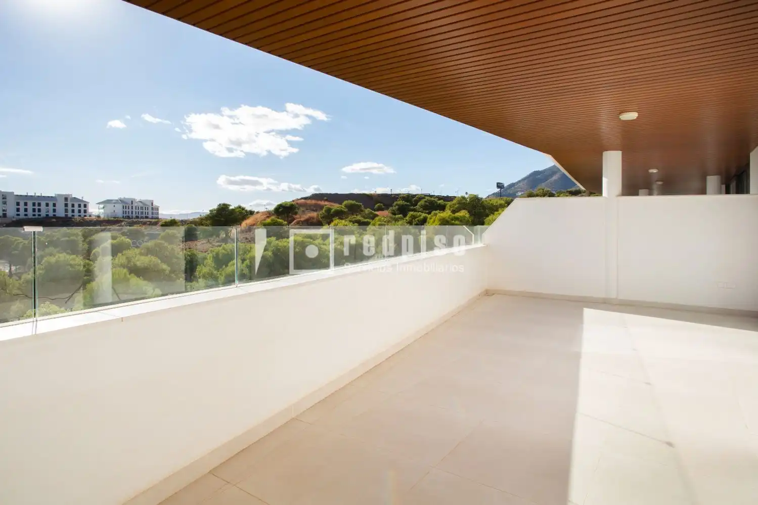 Piso con piscina en venta en El Higuerón, imagen 2