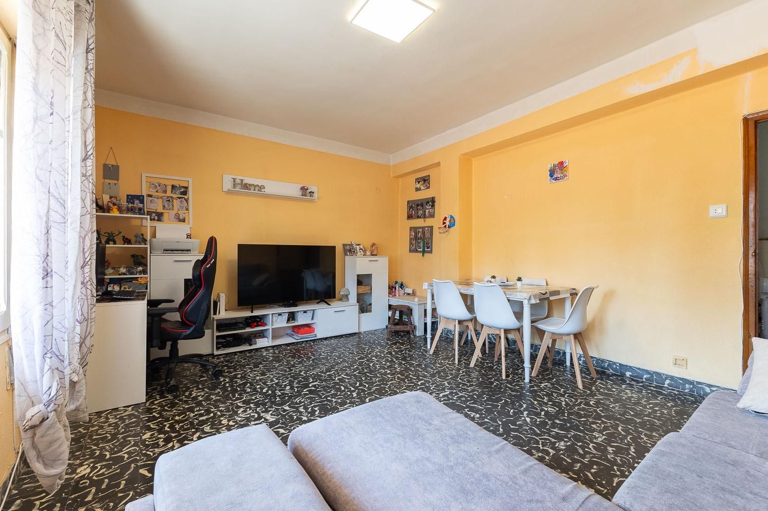 Living room of Flat for sale in Castellón de la Plana / Castelló de la Plana  with Air Conditioner, Heating and Balcony