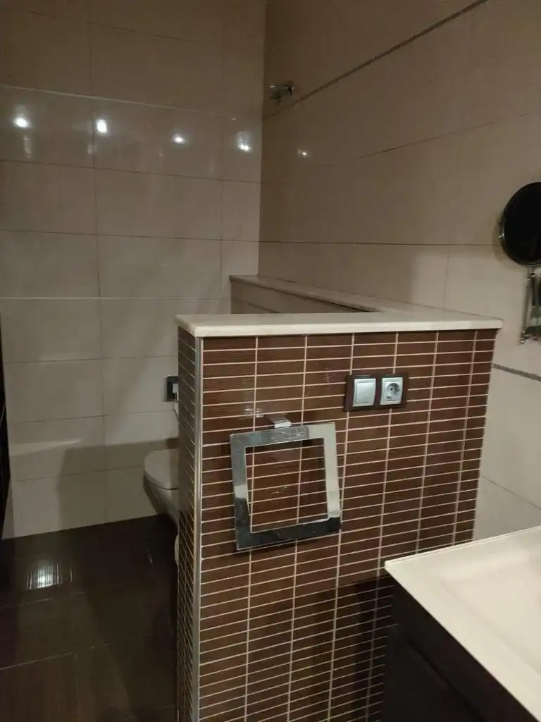 Bany de Casa o xalet en venda en Rincón de la Victoria amb Aire condicionat, Jardí privat i Terrassa
