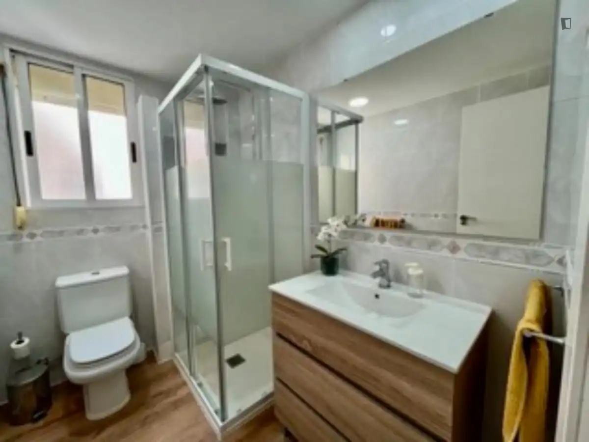 Habitación en Barrio del Ave