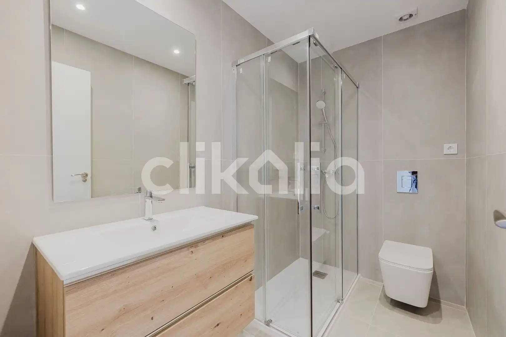 Baño de Piso en venta en Carretera de Cádiz