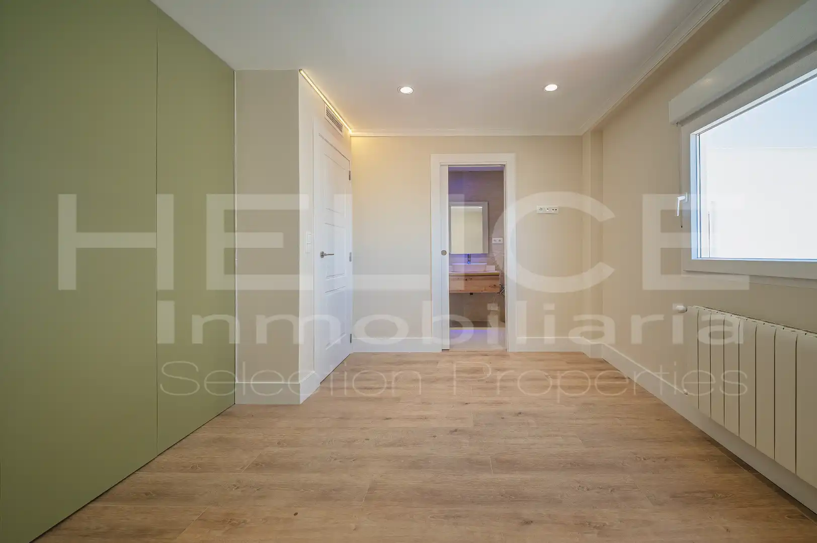 Attic for sale in Barrio de Benicalap