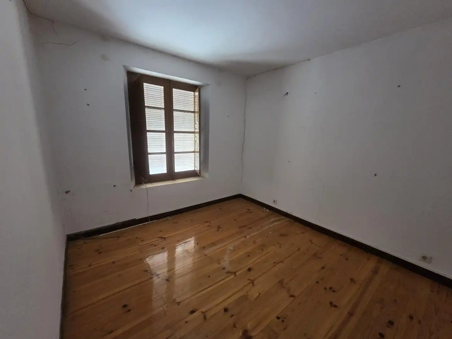 Habitación de Dúplex en venta en Mansilla de las Mulas