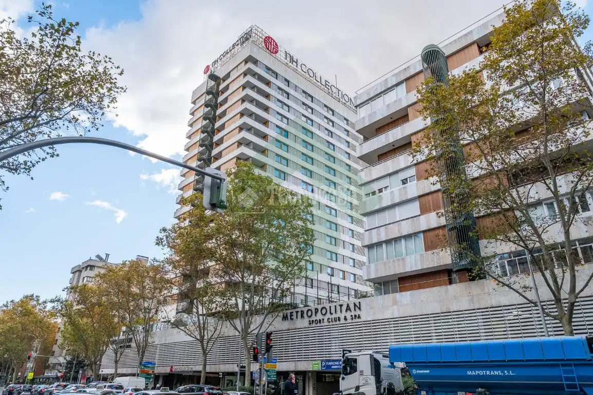 Vista exterior de Piso de alquiler en Madrid con Aire acondicionado