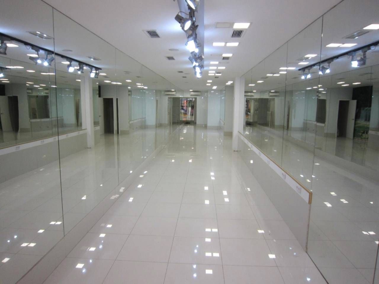 Local de alquiler en  Barcelona Capital