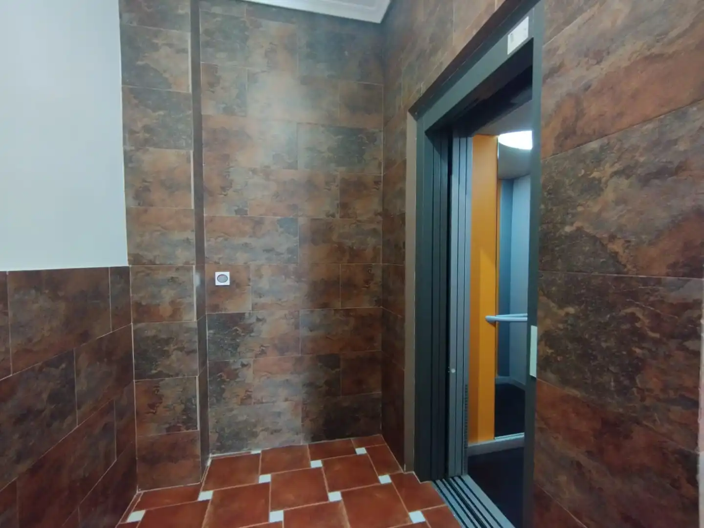 Piso en venta en Villarrubia de los Ojos con Calefacción