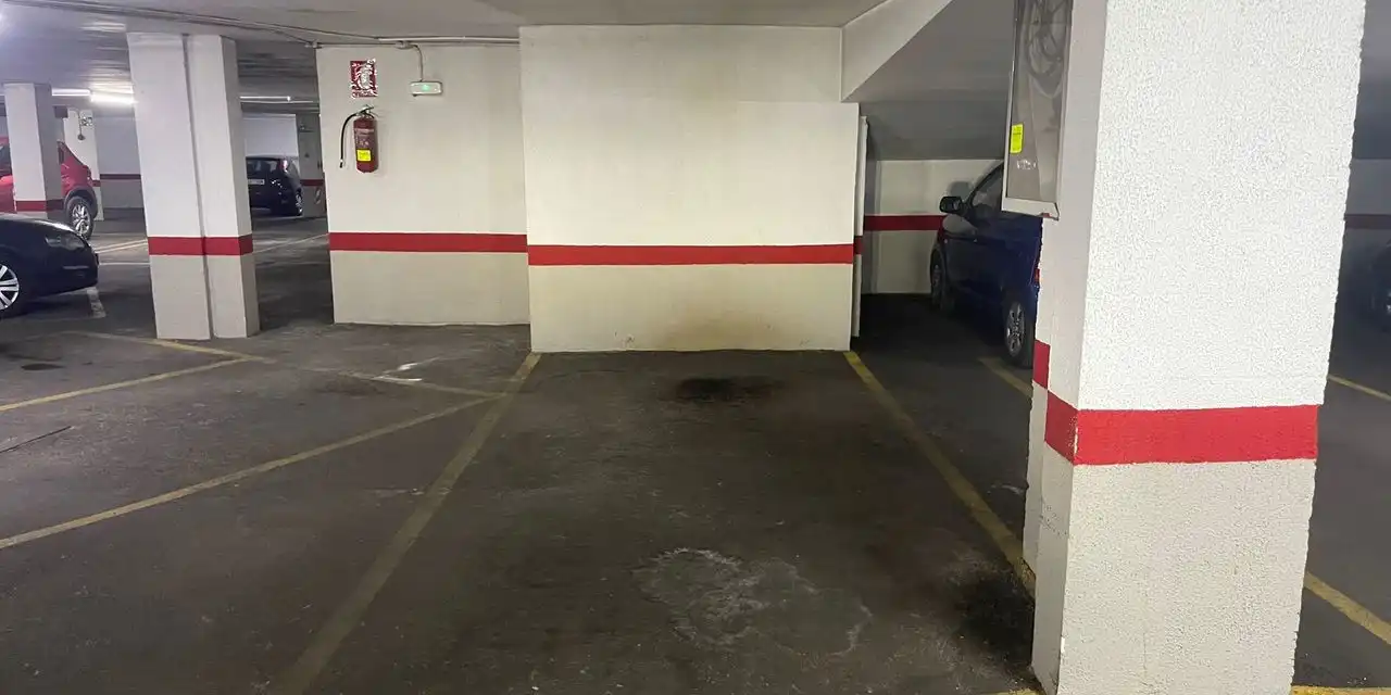 Parking of Garage for rent in Madrid