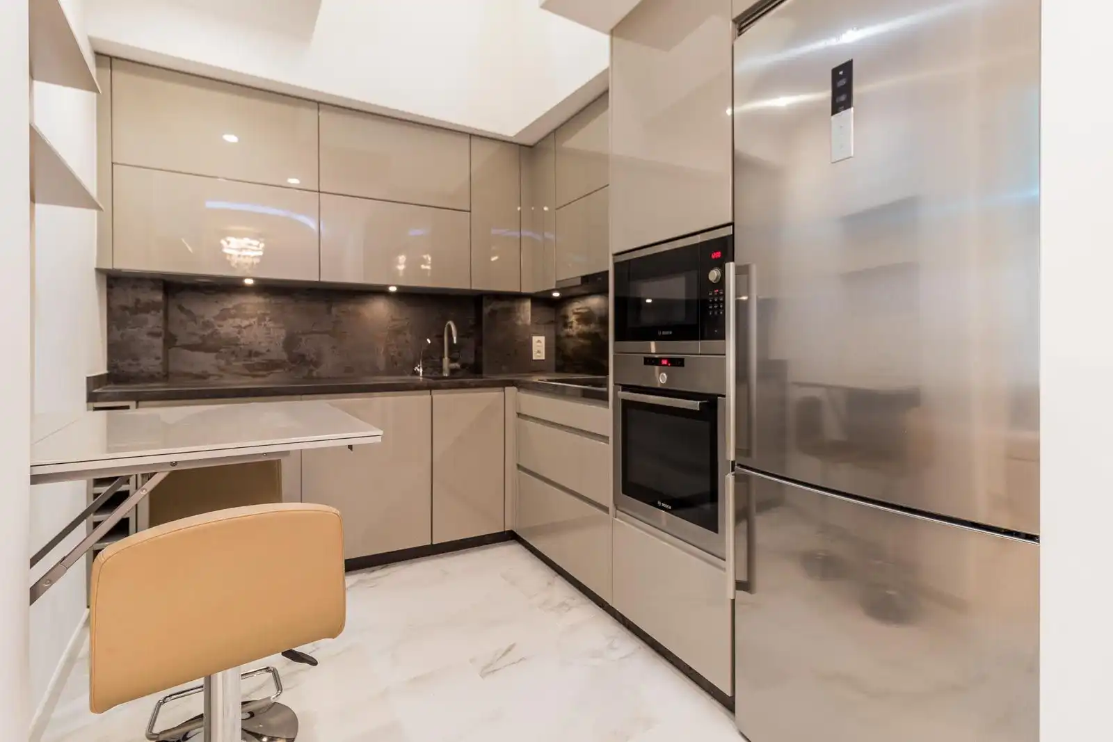 Terraced house with terrace for sale in Calle Parque Central 5, imagen 6