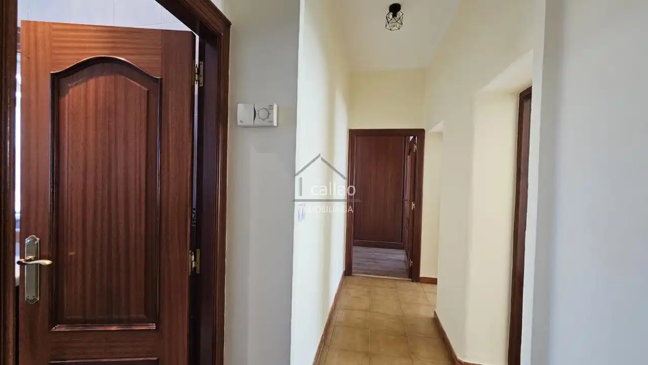 Flat for rent in Ferrol  with Heating and Furnished