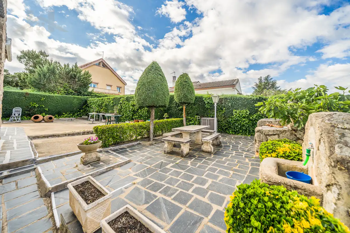 Terrace of Houses for sale in Valdemorillo  with Heating, Private garden and Swimming Pool