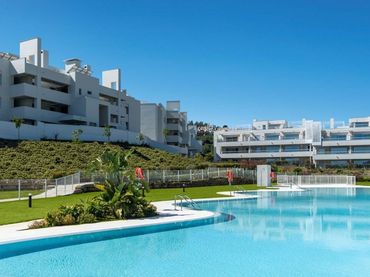 Apartament amb piscina en venda a Calle Valle de Somiedo Urbanización Lagar Martell