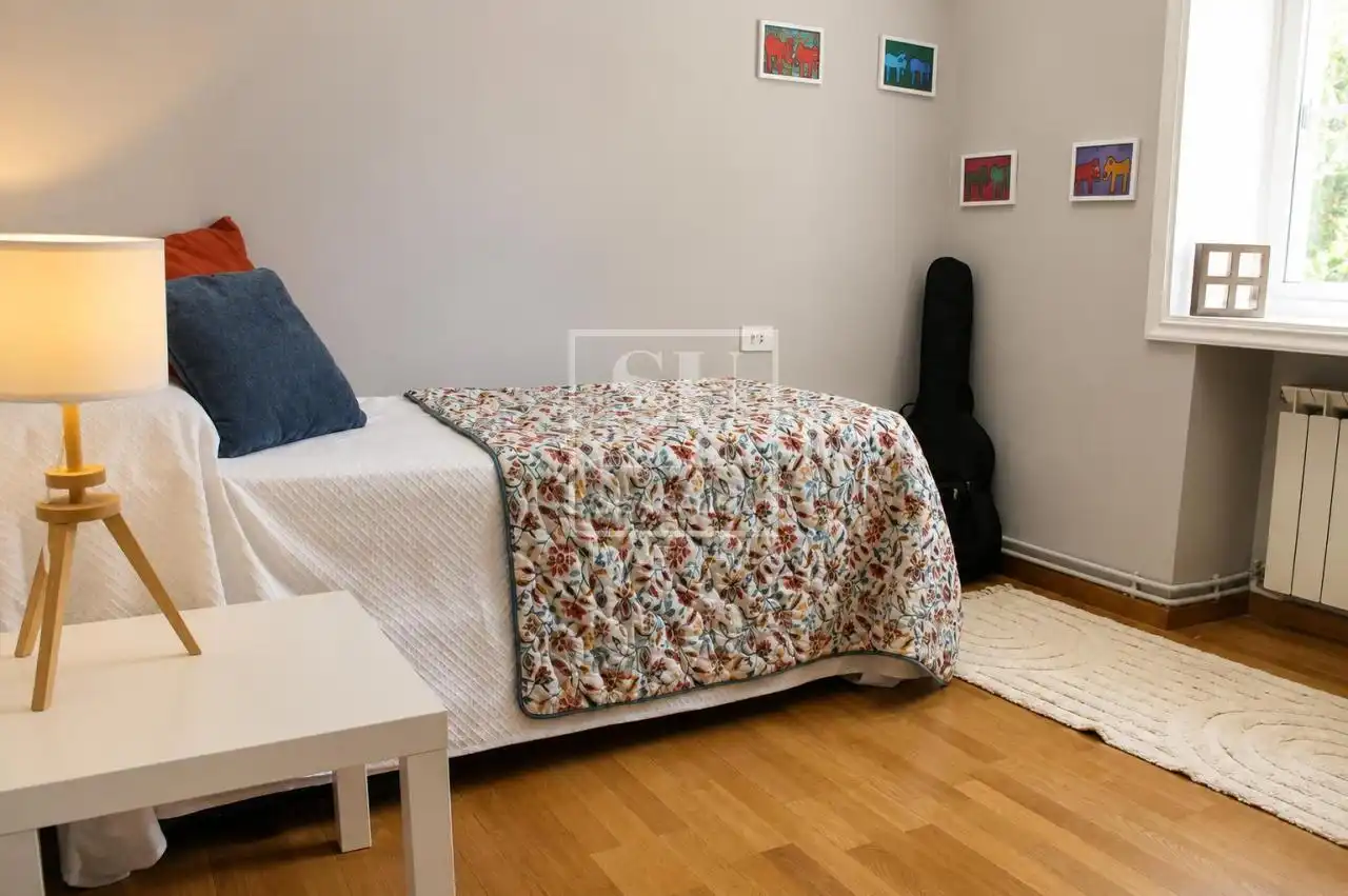Habitación de Casa o chalet en venta en Gondomar con Calefacción, Jardín privado y Trastero