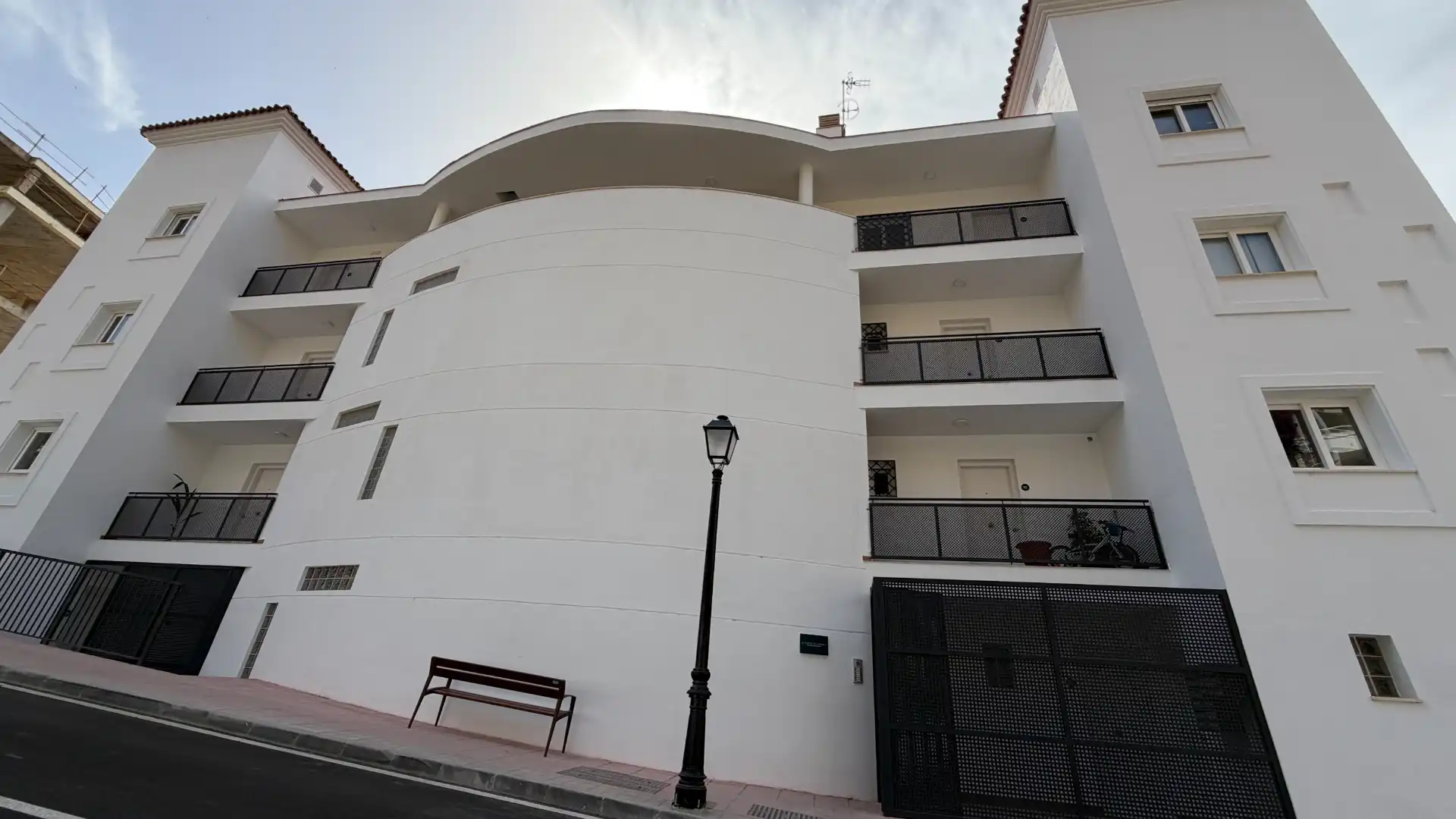 Duplex con piscina in vendita a Calle cambil 5, imagen 3