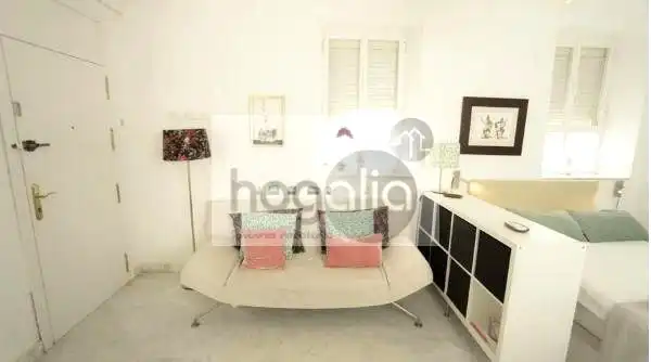 Living room of Study for rent in Sevilla  with Air Conditioner and Furnished