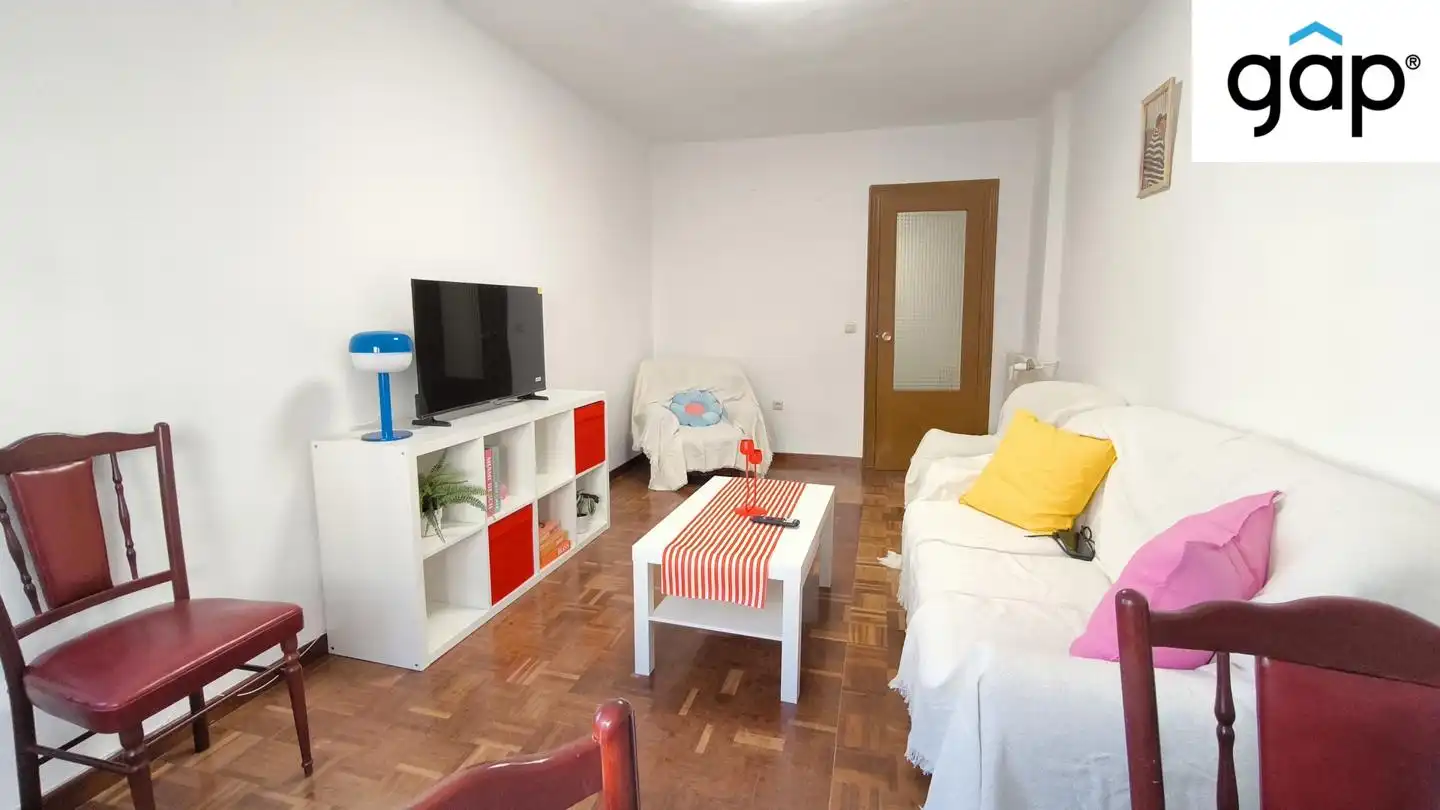 Wohnzimmer von Wohnung zur Miete in Cuenca mit Heizung, Terrasse und Möbliert