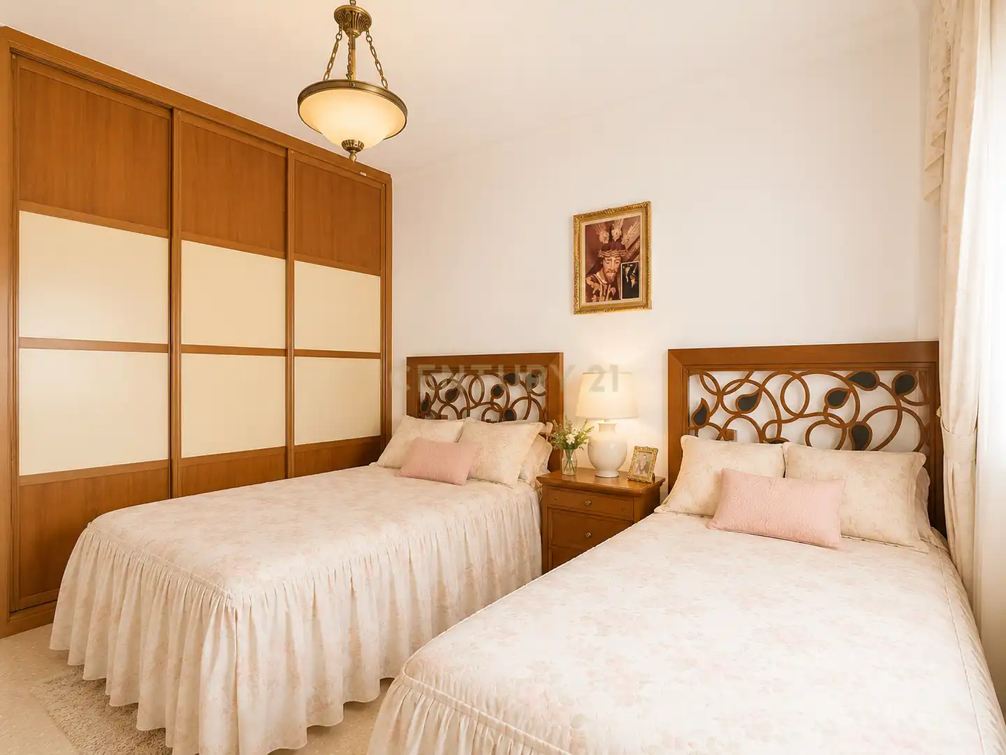 Dormitori de Apartament en venda en Málaga amb Jardí privat, Traster i Microones