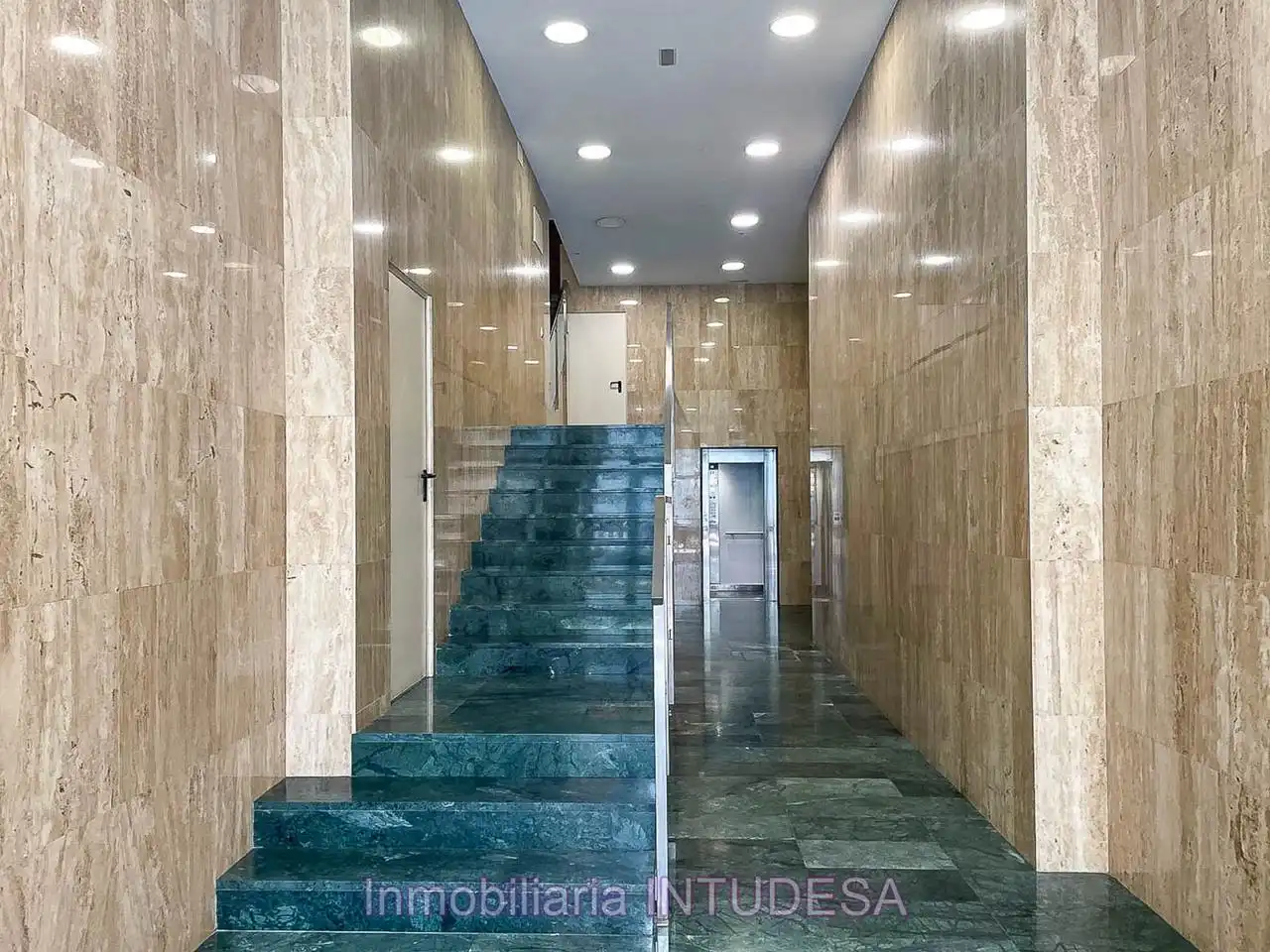 Piso en venta en Tudela con Calefacción y Balcón