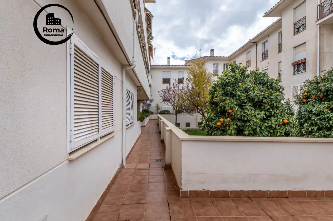 Vista exterior de Piso en venta en Las Gabias con Aire acondicionado, Calefacción y Jardín privado