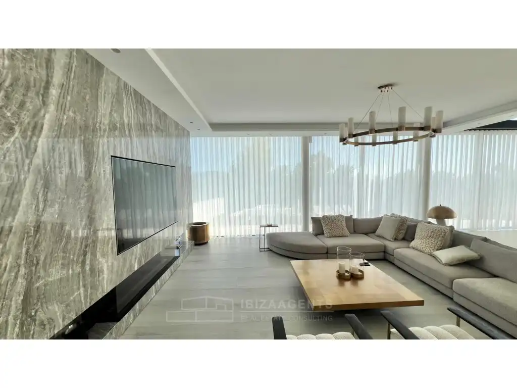 Sala de estar de Casa o chalet en venta en Santa Eulària des Riu con Calefacción, Amueblado y Balcón
