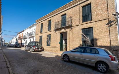 Vista exterior de Casa o xalet en venda en Hinojos amb Jardí privat, Traster i Piscina